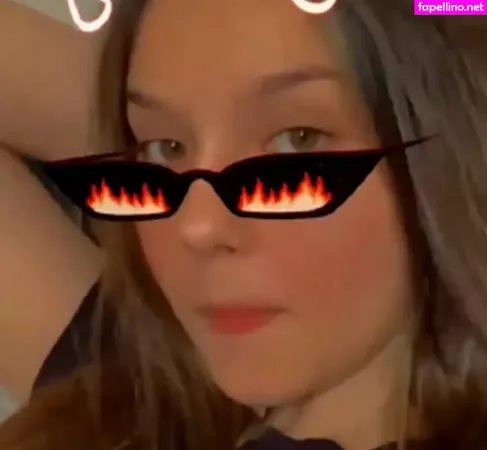 Capcut E Lomotif OnlyFans Thumbnail #JyWOfH9hV3