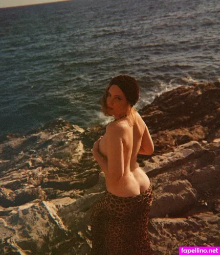 Capolya OnlyFans Thumbnail #h0MvOQDNsR