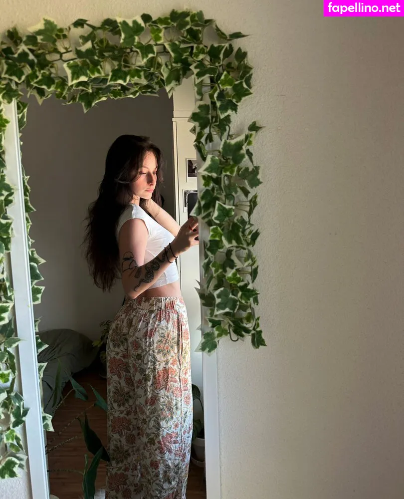 Capxnce, cap0nce, xoxocaprice Nude Leaked OnlyFans Photo #BQNu5Tgiuj