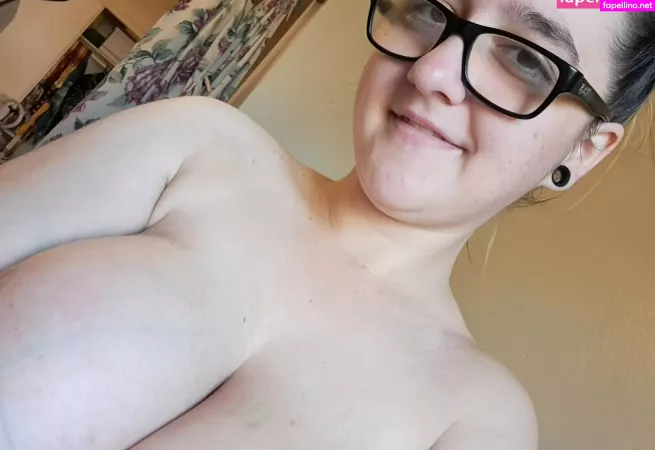 Captain Tigbits OnlyFans Thumbnail #5ndVUJweYj