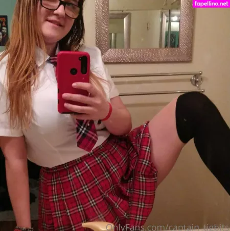 Captain Tigbits OnlyFans Thumbnail #G6BOGi038j