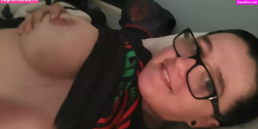 Captain Tigbits OnlyFans Thumbnail #awLfgQMaIU