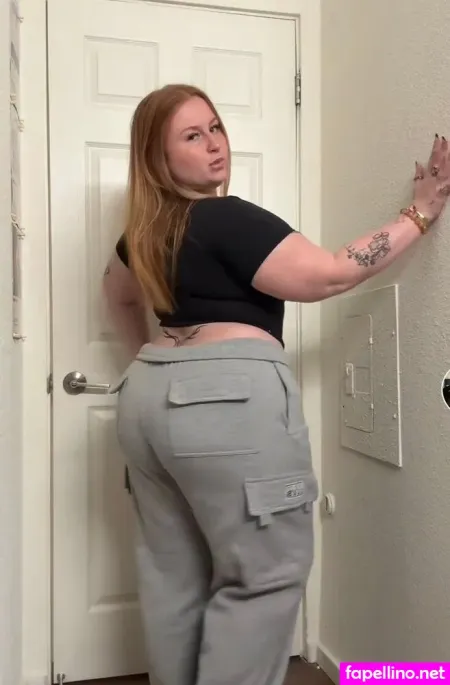 Car0hline OnlyFans Thumbnail #EjkA3FSWix