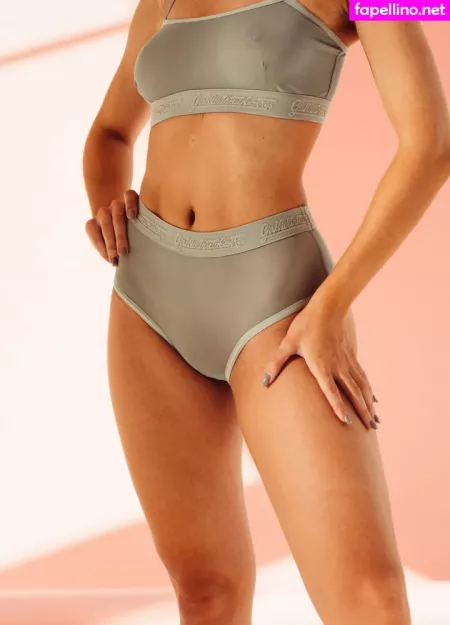 Cara Loves Lingerie OnlyFans Thumbnail #Tb1gzFkp4B