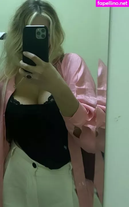 Caracagl OnlyFans Thumbnail #4pNnAvbi3B