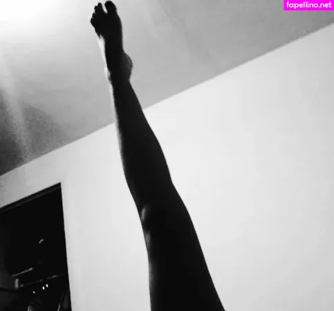 Caracagl OnlyFans Thumbnail #AjTVgxsZQD