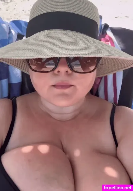 Caralines Adventure OnlyFans Thumbnail #GKXAUVLQXU