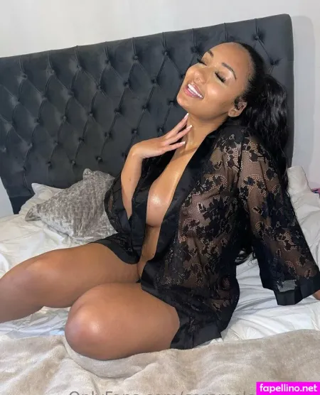 Caramelcream69 OnlyFans Thumbnail #svx4QqDFEn