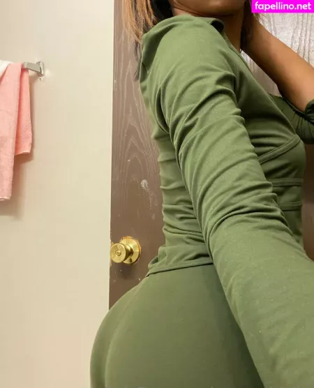 Carameldelitt OnlyFans Thumbnail #7JgxNleQ3C