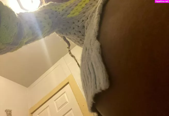 Carameldelitt OnlyFans Thumbnail #IkSKY8KZ0c