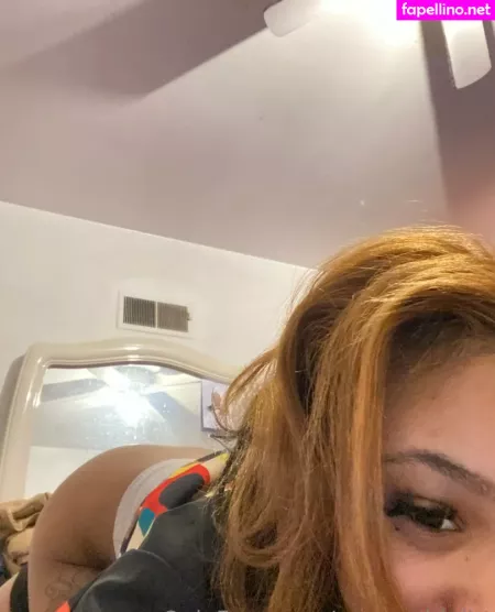 Carameldelitt OnlyFans Thumbnail #gDTkVNBCyN