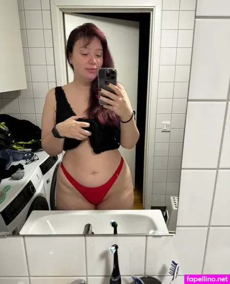 Caramelob OnlyFans Thumbnail #AY6gRy8IhN