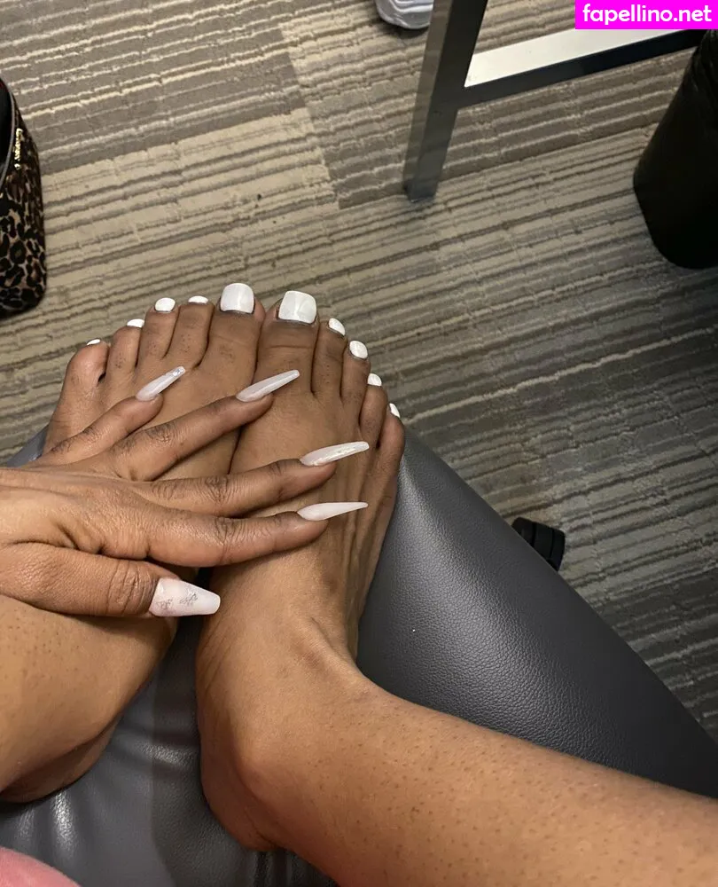 Carameltoesz, Toffeeinnylonszz, caram3l_toes Nude Leaked OnlyFans Photo #4MEU5BGWOQ