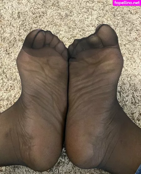 Carameltoesz OnlyFans Thumbnail #542LlRkj1i