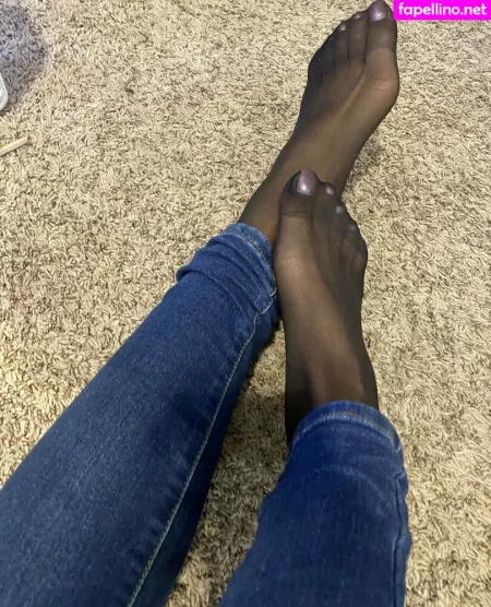 Carameltoesz OnlyFans Thumbnail #K05H68pHfH