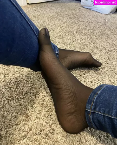 Carameltoesz OnlyFans Thumbnail #mWxyerIlgE