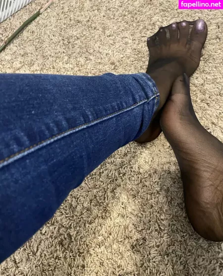 Carameltoesz OnlyFans Thumbnail #ng1nqbvLVo
