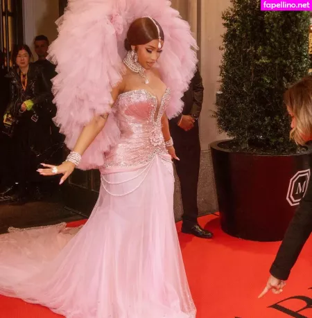 Cardi B OnlyFans Thumbnail #14q9NlBYXU