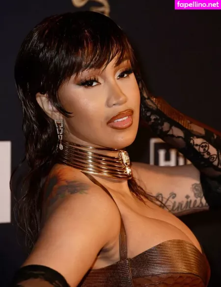 Cardi B OnlyFans Thumbnail #27lRcpFo33