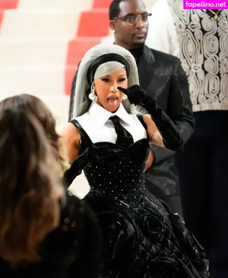 Cardi B OnlyFans Thumbnail #3nRtJUCvzp