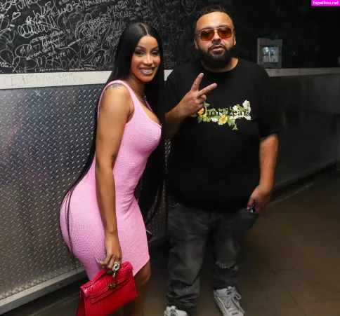 Cardi B OnlyFans Thumbnail #44S6MnmngP