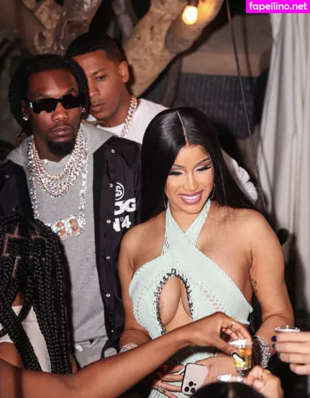 Cardi B OnlyFans Thumbnail #5p5ORLyYQB