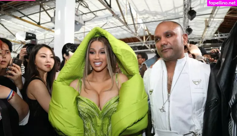 Cardi B OnlyFans Thumbnail #7QRm2JKdEJ