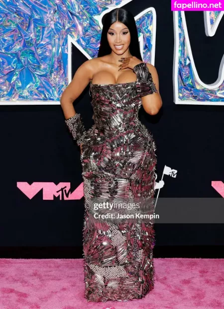 Cardi B OnlyFans Thumbnail #CBXzurCEbW