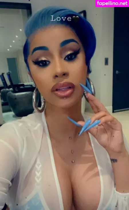 Cardi B OnlyFans Thumbnail #EkEdb5YRBQ
