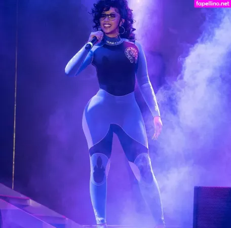 Cardi B OnlyFans Thumbnail #LMbIj20ya7