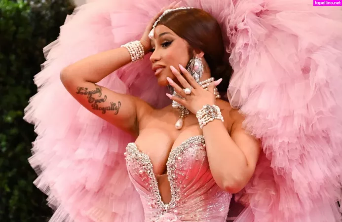 Cardi B OnlyFans Thumbnail #MwleTraJkk