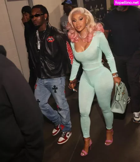 Cardi B OnlyFans Thumbnail #QAoZLmEM21