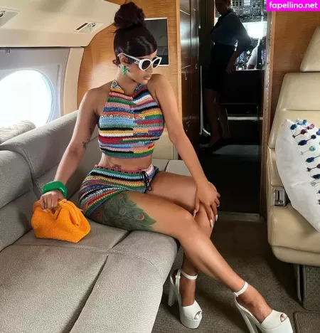 Cardi B OnlyFans Thumbnail #V0BYOhgGxQ