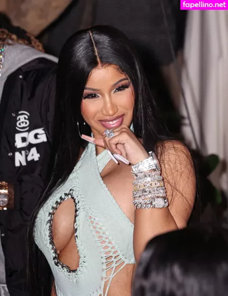 Cardi B OnlyFans Thumbnail #X0ZvP3Nbjz