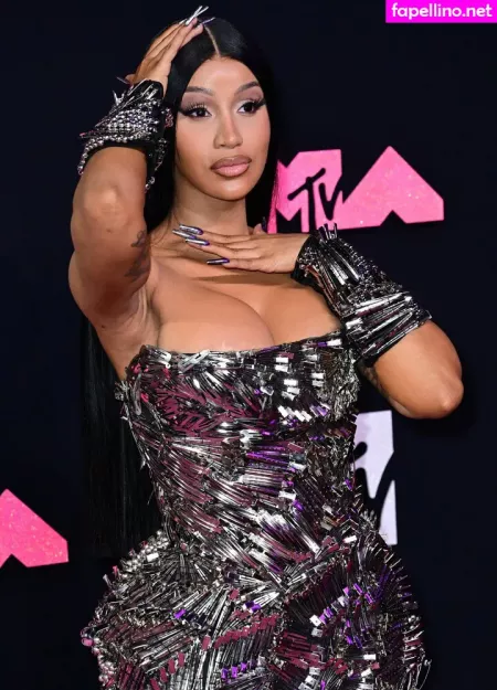 Cardi B OnlyFans Thumbnail #YYDdZ5moQc