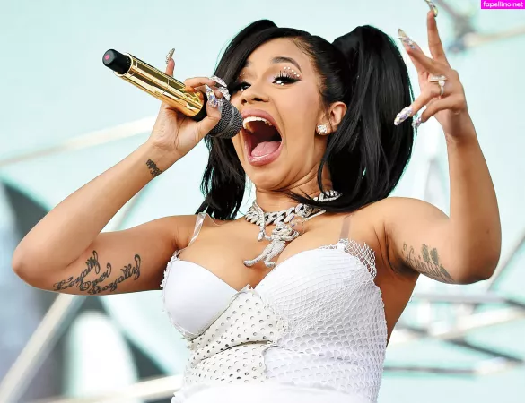 Cardi B OnlyFans Thumbnail #YYy2HDoowB