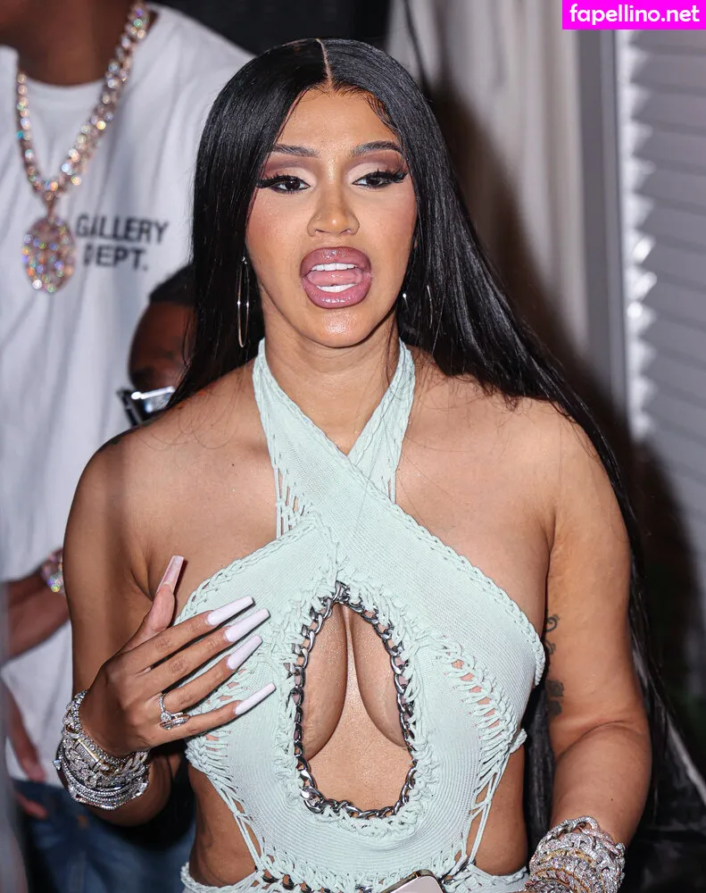 iamcardib Nude Leaked OnlyFans Photo #cMEG9tq175