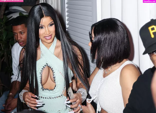 Cardi B OnlyFans Thumbnail #e6x4dVifru