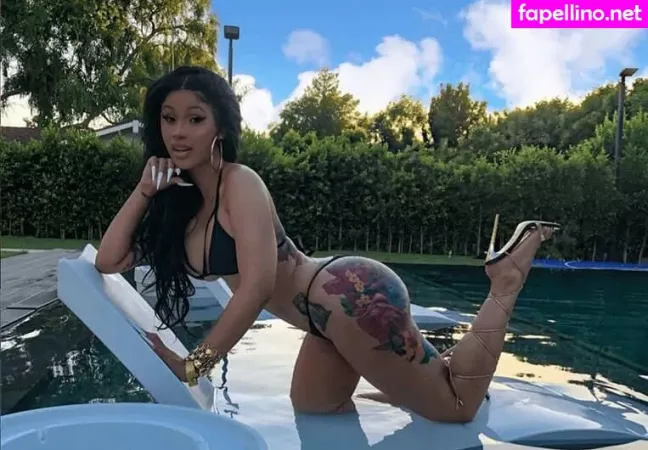 Cardi B OnlyFans Thumbnail #j3SigG3v8D