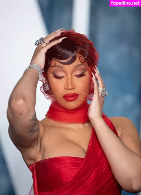 Cardi B OnlyFans Thumbnail #lzxknnFWnE