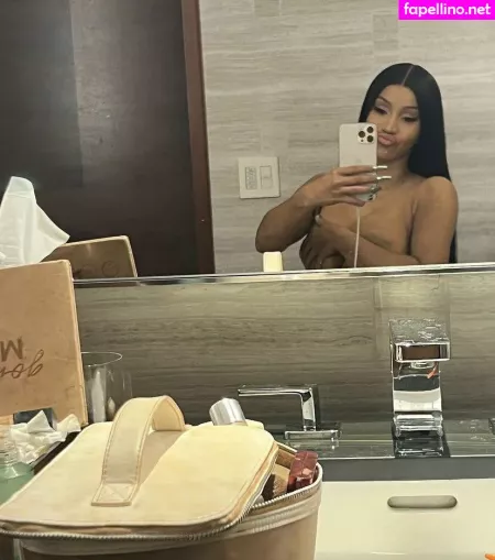 Cardi B OnlyFans Thumbnail #n7bam8bI87