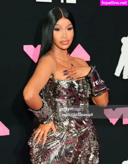 Cardi B OnlyFans Thumbnail #xm7fZZi1xk