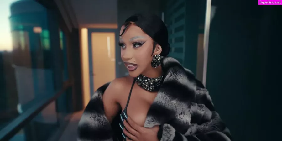 Cardi B OnlyFans Thumbnail #yZHfgalxhR