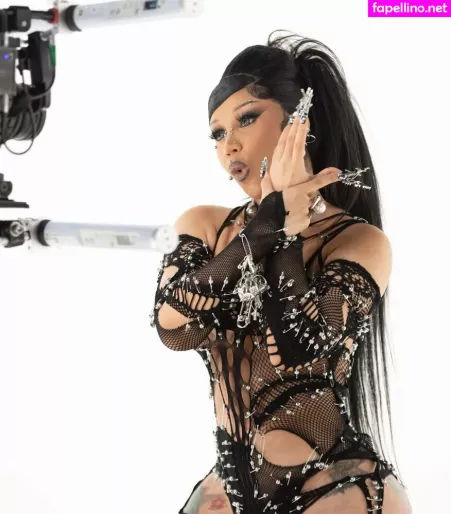 Cardi B OnlyFans Thumbnail #zJ6CYl81Xx