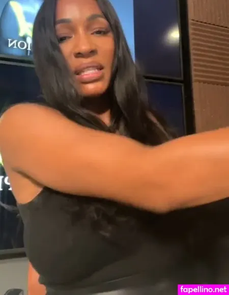 Cari Champion OnlyFans Thumbnail #VxPeLlWDif