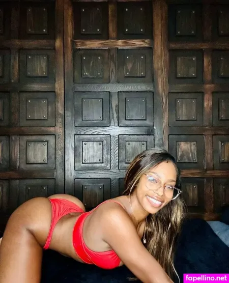 Caribbeanbuns OnlyFans Thumbnail #cHWfvs9QJq