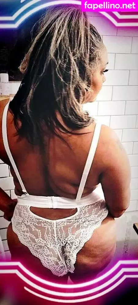Caribbeanmama Xoxo OnlyFans Thumbnail #3yic9LvcL3