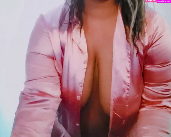 Caribbeanmama Xoxo OnlyFans Thumbnail #f5apTIlXjB
