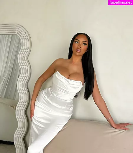 Carina Griff OnlyFans Thumbnail #YkMEQX3IQm
