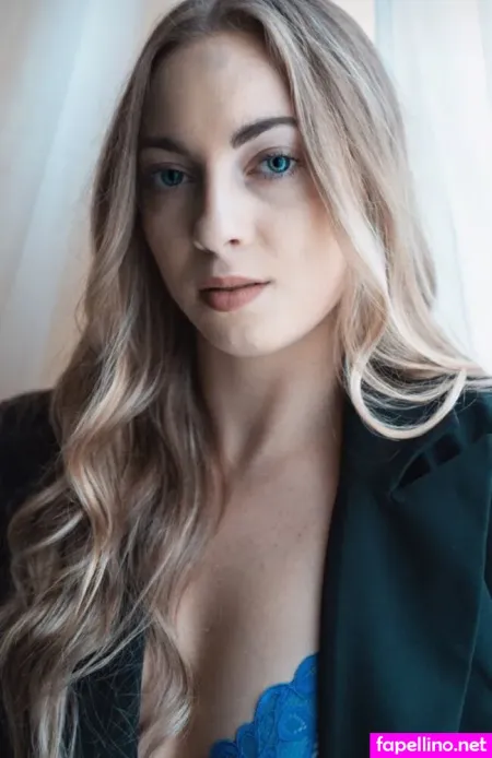 Carina Krll OnlyFans Thumbnail #ktw5ZvffQU